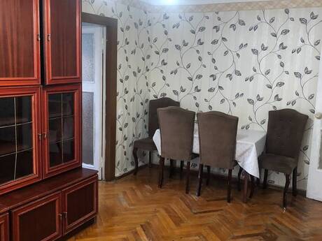 Elan №6256560 - Bakı, Elmlər Akademiyası m., 2 otaqlı, 55 m², 4/5 mərtəbə