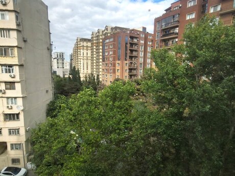 Объявление №6256592 - Баку, м. Гянджлик, 2-комн., 75 м², 7/10 этаж