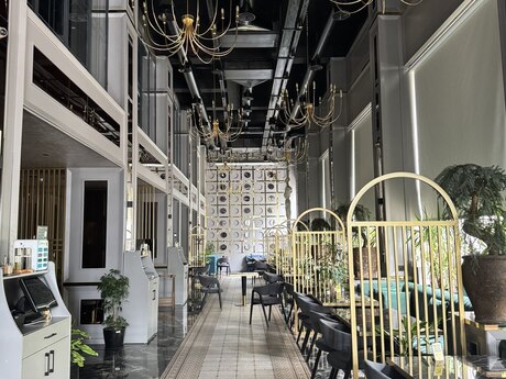 Obyekt - Ağ şəhər q. - 800 m²