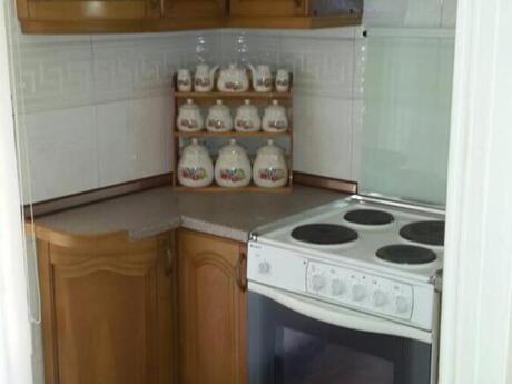 2 otaqlı köhnə tikili - Sahil m. - 65 m²