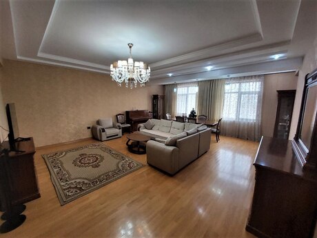 Объявление №6256745 - Баку, м. Низами, 4-комн., 170 м², 6/17 этаж