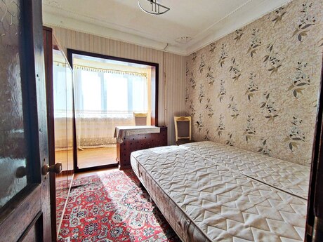 3 otaqlı köhnə tikili - Qara Qarayev m. - 85 m²