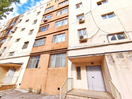 Elan №6256854 - Bakı, Qara Qarayev m., 3 otaqlı, 85 m², 2/5 mərtəbə