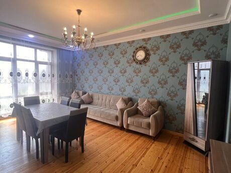 3 otaqlı köhnə tikili - Şah İsmayıl Xətai m. - 85 m²