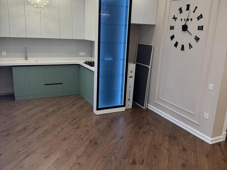Elan №6256956 - Bakı, Nizami m., 2 otaqlı, 75 m², 3/5 mərtəbə