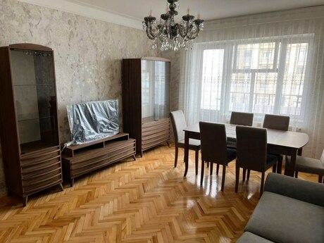 Elan №6257034 - Bakı, Nizami m., 3 otaqlı, 90 m², 9/10 mərtəbə