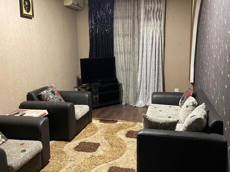 Elan №6257062 - Bakı, Nəriman Nərimanov m., 2 otaqlı, 70 m², 3/5 mərtəbə