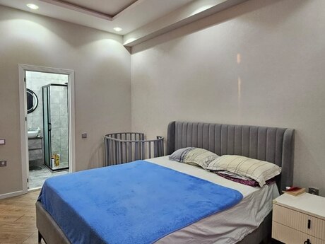 3 otaqlı mənzil, 125 m², Elmlər Akademiyası: 385 000 ₼ 2