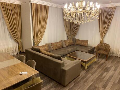 Elan №6257374 - Bakı, Bakıxanov q., 3 otaqlı, 126 m², 15/16 mərtəbə