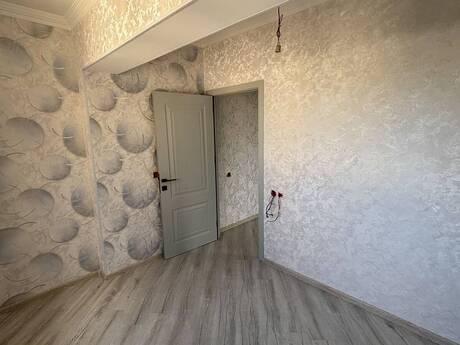 3 otaqlı köhnə tikili - Əhmədli m. - 50 m²