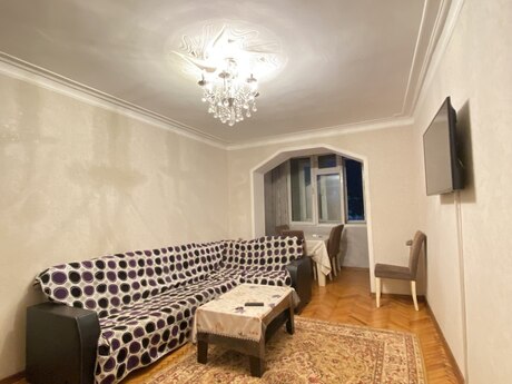 Объявление №6257590 - Баку, м. 8 ноября, 2-комн., 60 м², 4/5 этаж