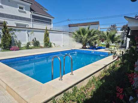4 otaqlı həyət evi/bağ evi - Bilgəh q. - 150 m²