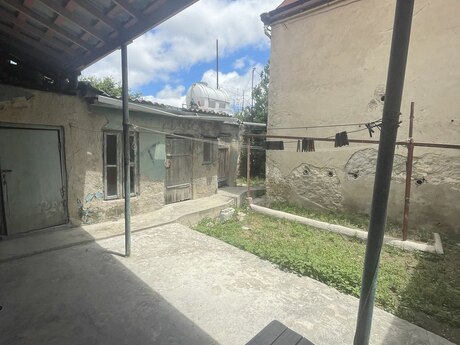 3 otaqlı həyət evi/bağ evi - Zabrat q. - 69 m²