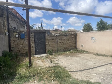 3 otaqlı həyət evi/bağ evi - Zabrat q. - 69 m²