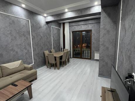 4 otaqlı yeni tikili - Elmlər Akademiyası m. - 175 m²