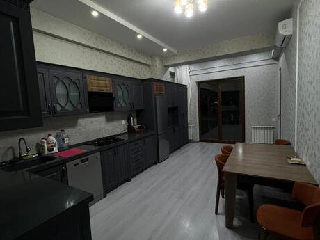 4 otaqlı yeni tikili - Elmlər Akademiyası m. - 175 m²