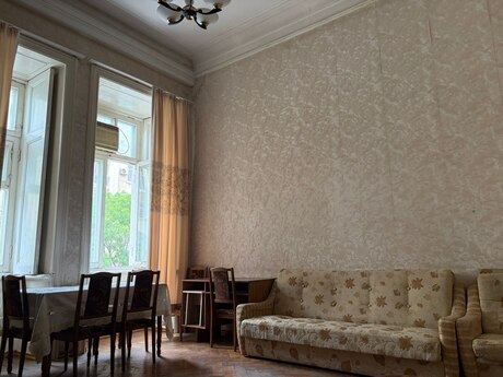 1 otaqlı köhnə tikili - Sahil m. - 38 m²