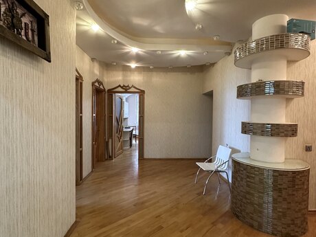 4 otaqlı mənzil, 221 m², Elmlər Akademiyası: 528 000 ₼ 4