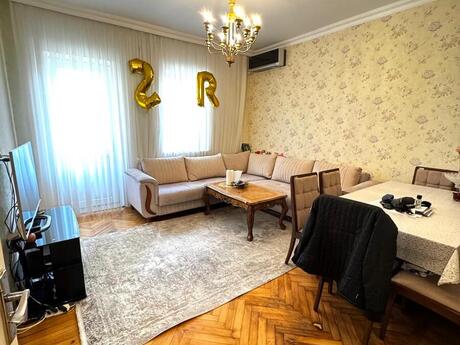 Elan №6258134 - Bakı, 28 May m., 4 otaqlı, 90 m², 3/4 mərtəbə