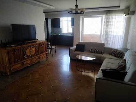 3 rooms · 89 m² · floor 7/12, Yasamal