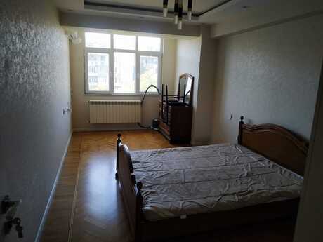 3-room apartment for rent, 89 m², Yasamal: 1 000 ₼/mo 4