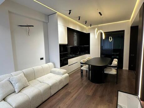 2-room new-build apartment for sale in BCR Khatai residence, 67 m², 373 000 AZN, photo 2 / 11