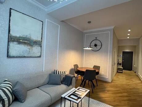 Elan №6258244 - Bakı, 28 May m., 2 otaqlı, 80 m², 10/21 mərtəbə