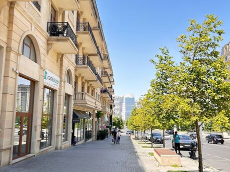 Elan №6258247 - Bakı, Ağ şəhər q., 3 otaqlı, 118 m², 3/7 mərtəbə