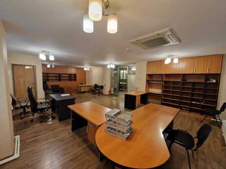 5 otaqlı ofis - Şah İsmayıl Xətai m. - 220 m²