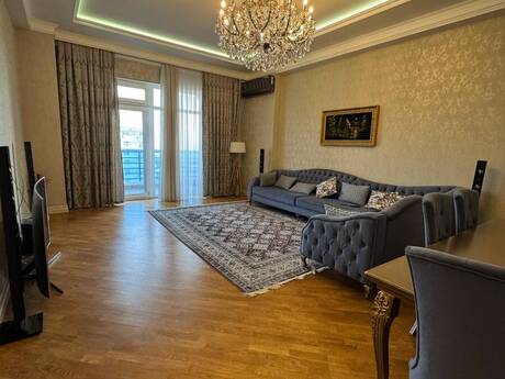 4-room apartment, 168 m², 28 May: 500 000 ₼ 3