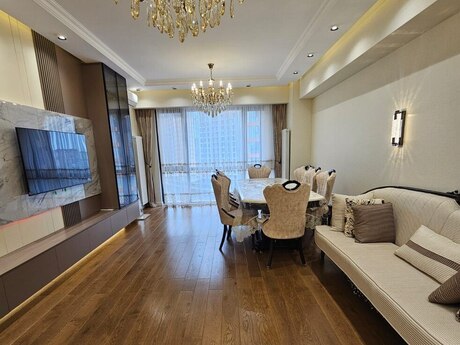 4 otaqlı yeni tikili - Bakmil m. - 121 m²