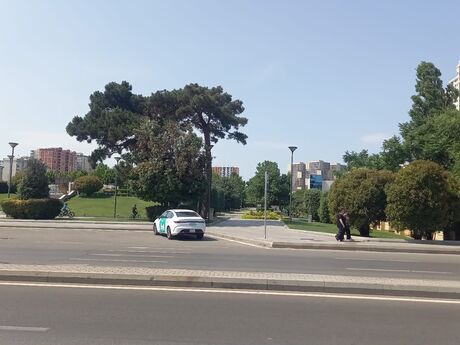 Elan №6258473 - Bakı, İnşaatçılar m., 3 otaqlı, 75 m², 2/5 mərtəbə
