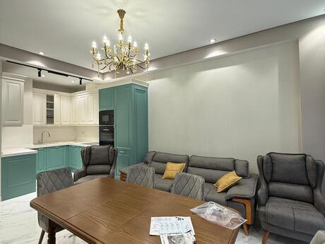 Kirayə 3 otaqlı mənzil, 100 m², Ağ şəhər: 1 900 ₼/ay 3