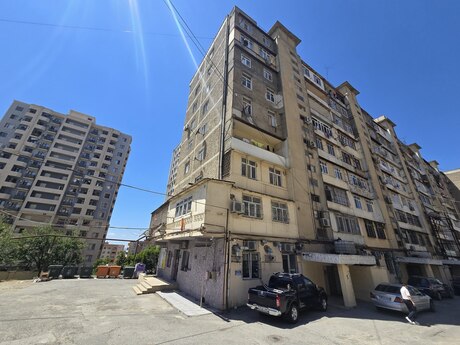 Elan №6258777 - Bakı, Yeni Günəşli q., 3 otaqlı, 82 m², 3/9 mərtəbə