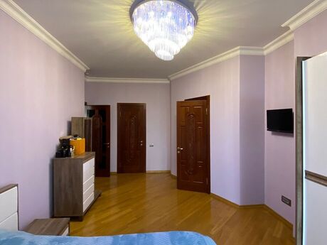 Kirayə 4 otaqlı mənzil, 183 m², Nizami: 2 500 ₼/ay 5