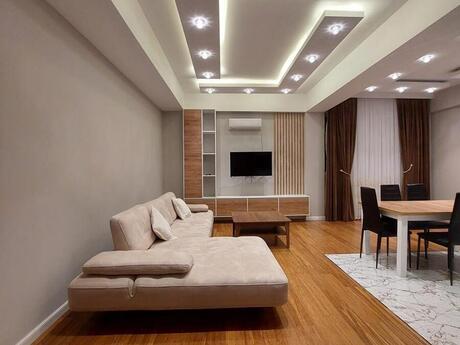 Elan №6259092 - Bakı, Elmlər Akademiyası m., 3 otaqlı, 130 m², 3/18 mərtəbə