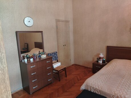 3-комнатная квартира, 113 м², Sahil: 590 000 ₼ 3