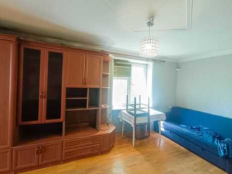1 otaqlı köhnə tikili - Qara Qarayev m. - 40 m²