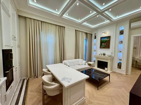 Elan №6259427 - Bakı, Ağ şəhər q., 2 otaqlı, 60 m², 4/7 mərtəbə
