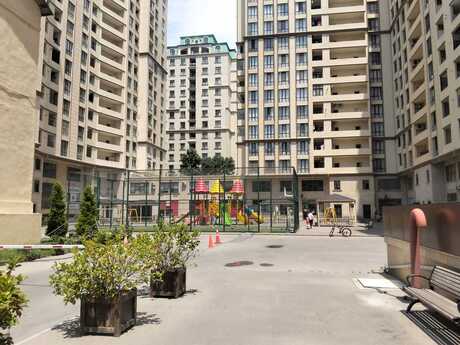 3 otaqlı mənzil, 148 m², 28 May: 375 000 ₼ 5