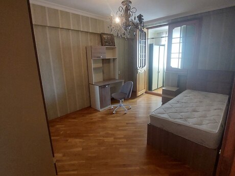 Elan №6259503 - Bakı, 28 May m., 3 otaqlı, 100 m², 7/9 mərtəbə