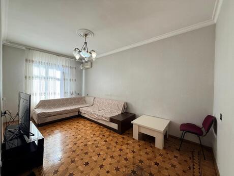 Elan №6166331 - Bakı, Nəsimi r., 3 otaqlı, 85 m², 3/5 mərtəbə