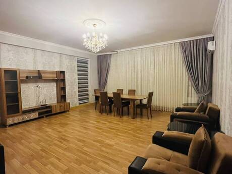 Elan №6259567 - Bakı, Yasamal q., 3 otaqlı, 160 m², 21/22 mərtəbə