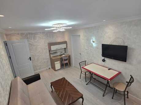 Elan №6259723 - Bakı, Nizami m., 2 otaqlı, 54 m², 4/5 mərtəbə