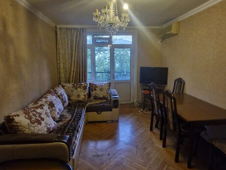 Elan №6260040 - Bakı, Nəriman Nərimanov m., 2 otaqlı, 60 m², 3/5 mərtəbə