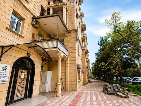 Elan №6260160 - Bakı, 28 May m., 2 otaqlı, 78 m², 2/5 mərtəbə