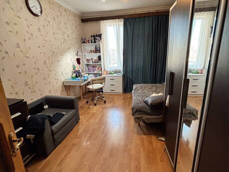 3-комн. вторичка - м. Ази Асланов - 85 м²