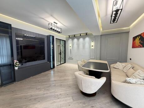 Elan №6260374 - Bakı, Gənclik m., 3 otaqlı, 140 m², 15/17 mərtəbə