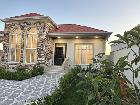 4 otaqlı həyət evi, 120 m², Binə: 160 000 ₼ 2