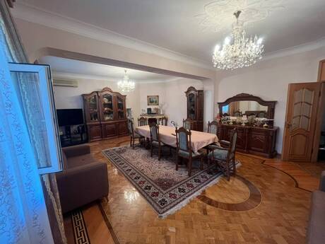 Объявление №6260418 - Баку, Наримановский  р., 4-комн., 220 м², 7/9 этаж